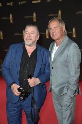 Armin Rohde und Uwe Ochsenknecht bei der Verleihung des Deutschen Fernsehpreises 2024 in den MMC Studios. Köln, 25.09.2024