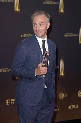 Jan Böhmermann bei der Verleihung des Deutschen Fernsehpreises 2024 in den MMC Studios. Köln, 25.09.2024
