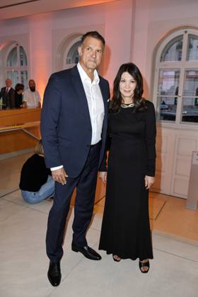 RECORD DATE NOT STATED BRIGITTE AWARD 2024 Iris Berben und Ehemann Heiko Kiesow beim BRIGITTE AWARD 2024 in der Bertelsmann Hauptstadtrepräsentanz in Berlin. Copyright: xEventpressxBerndtx