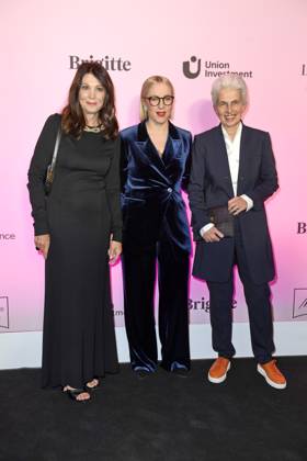 RECORD DATE NOT STATED BRIGITTE AWARD 2024 Iris Berben, Susanna Riethmüller (Chefredakteurin BRIGITTE), Dr. Marie-Agnes Strack-Zimmermann beim BRIGITTE AWARD 2024 in der Bertelsmann Hauptstadtrepräsentanz in Berlin. Copyright: xEventpressxBerndtx