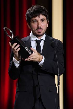 The Winners During The 72nd Edition Of The San Sebastian International Film Festival Pedro Martin-Calero receives the Silver Shell for Best Direction during the 72nd edition of the San Sebastian International Film Festival in San Sebastian, Spain, on September 28, 2024. San Sebastian Spain  Copyright: xCOOLMediax originalFilename: coolmedia-notitle240928_nptfL.jpg