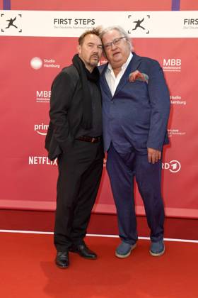 RECORD DATE NOT STATED Verleihung FIRST STEPS 2024 Thomas Arnold und Bernd Stegemann bei der Verleihung FIRST STEPS 2024 im Theater des Westens in Berlin. Copyright: xEventpressxBerndtx