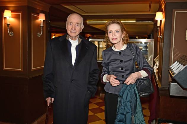 Armin Mueller-Stahl und Sibylle Prinzessin von Preußen bei der Gala der Europäischen Kulturwerkstatt (EKW) Ein Lied geht um die Welt und der Verleihung des Prinz von Preußen Preises 2024 an Armin Mueller-Stahl im Konzerthaus am Gendarmenmarkt. Berlin, 06.10.2024