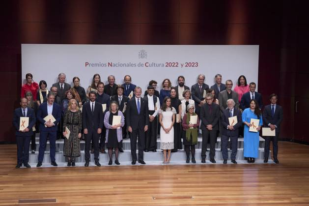 10-10-2024 Madrid Queen Letizia and King Felipe attend the award ceremony of the 2022 and 2023 national culture awards at the Museo Nacional de Arte in Madrid. With Bullfighter Julian Lopez el Juli No Spain Â  Copyright: xPPEx