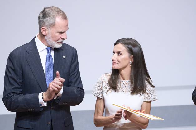 10-10-2024 Madrid Queen Letizia and King Felipe attend the award ceremony of the 2022 and 2023 national culture awards at the Museo Nacional de Arte in Madrid. No Spain Â  Copyright: xPPEx