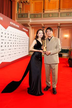 Award - Opus Klassik 2024 Gina Alice Redlinger und Lang Lang bei der Verleihung des Opus Klassik Awards 2024 im Konzerthaus Berlin am 13.10.2024 in Berlin. Copyright: xEventpressxKochanx