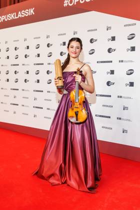 Award - Opus Klassik 2024 Maria Duenas Fernandez bei der Verleihung des Opus Klassik Awards 2024 im Konzerthaus Berlin am 13.10.2024 in Berlin. Copyright: xEventpressxKochanx