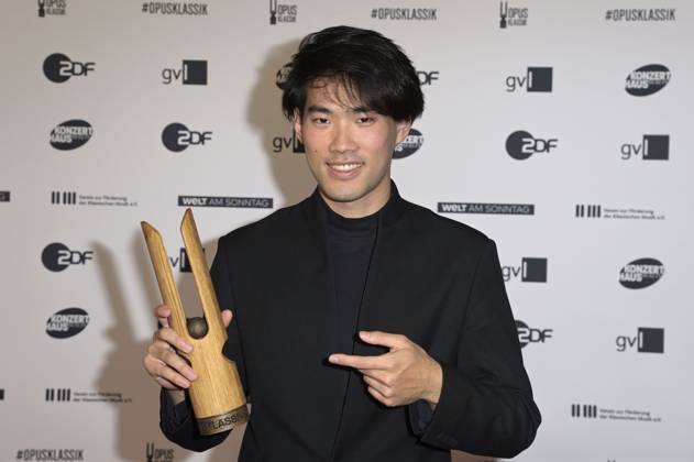 Bruce Liu bei der Verleihung des Opus Klassik 2024 im Konzerthaus am Gendarmenmarkt. Berlin, 13.10.2024