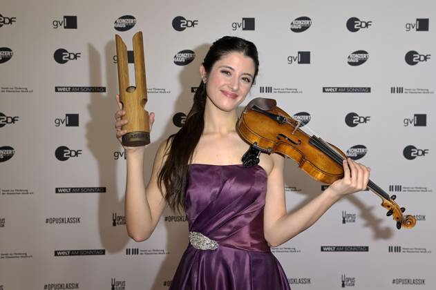 Maria Duenas bei der Verleihung des Opus Klassik 2024 im Konzerthaus am Gendarmenmarkt. Berlin, 13.10.2024