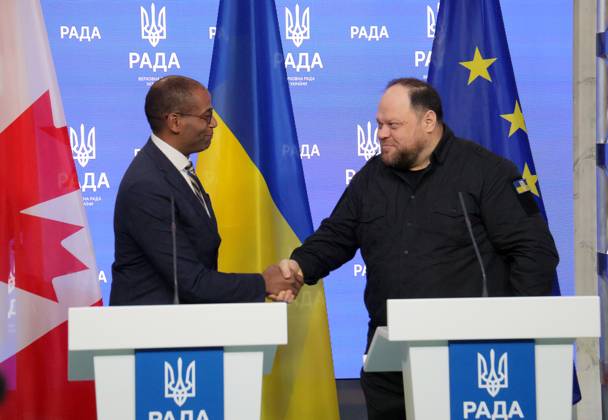 KYIV, UKRAINE - OCTOBER 14, 2024 - Speaker of the Verkhovna Rada of Ukraine Ruslan Stefanchuk (R) shakes hands with Speaker of the House of Commons of the Parliament of Canada Greg Fergus during their joint news conference in Kyiv, capital of Ukraine. News conference of Ukrainian Speaker and Canadian House of Commons Speaker in Kyiv  Copyright: xEugenxKotenkox