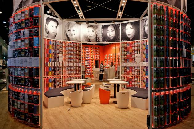 News Bilder des Tages 15.10.2024, Frankfurt am Main, DEU, Eroeffnungspressekonferenz der Frankfurter Buchmesse. Blick auf einen Stand vor der Eroeffnung
