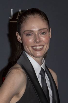 October 17, 2024, New York, United States: Coco Rocha attends the 18th Annual DKMS Gala in New York City. New York United States - ZUMAs197 20241017_aaa_s197_500 Copyright: xRonxAdarx