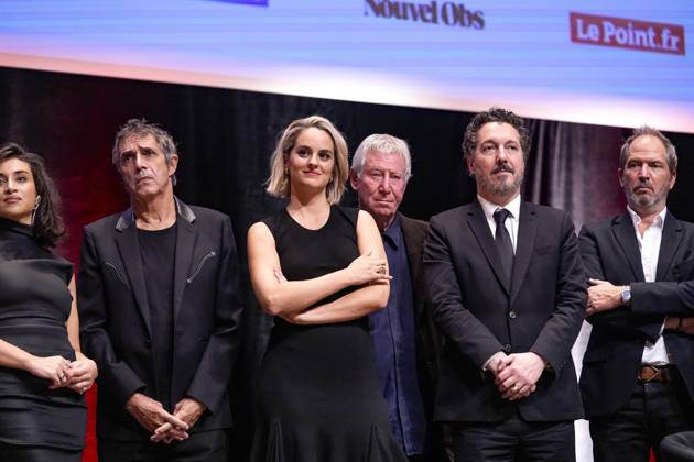 Julien Clerc, Noémie Merlant, Régis Wargnier, Guillaume Gallienne, Christopher Thompson attend the Lumière Festivals Prix Lumière 2024 award ceremony in Lyon on 10 18 2024 Photo Sandrine Thesillat Panoramic PEOPLE Price Lumiere Festival Lumiere 2024 Lyon 10 18 2024 SandrineThesillat Panoramic 