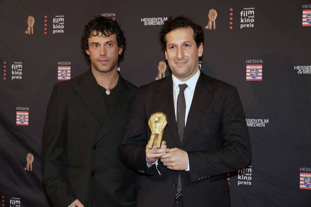 Aaron Altaras und David Hadda bei der 35. Verleihung des Hessischen Film- und Kinopreises 2024 in der Alten Oper. Frankfurt am Main, 18.10.2024