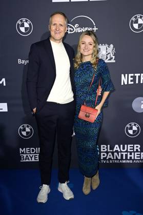 Thomas Sprekelsen und Vanessa Eichholz bei der Verleihung vom Blauer Panther - TV & Streaming Award 2024 in der BMW Welt. München, 23.10.2024