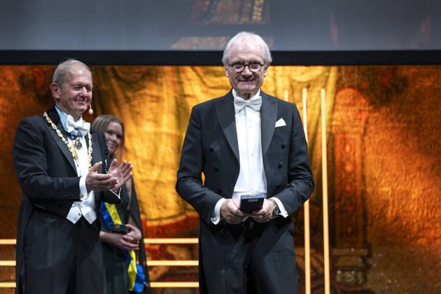 STOCKHOLM, SWEDEN 20241025 Gerteric Lindqvist, CEO Nibe Industrier, receives the 2024 Gold Medal at the Academy of Engineering Sciences IVA ceremony at the City Hall in Stockholm on Friday STOCKHOLM SWEDEN x10040x  Copyright: xAndersxWiklund TTx IVAS HÖGTIDSSAMMANKOMST 2024 L265DYDd0Ps