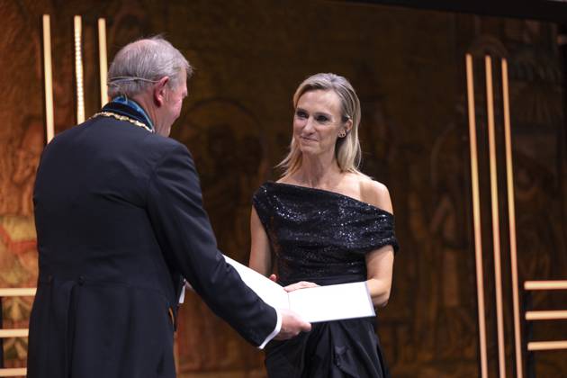 STOCKHOLM, SWEDEN 20241025 Victoria Dyring receives a scholarship during the Academy of Engineering Sciences IVA ceremony at Stockholm City Hall on Friday STOCKHOLM SWEDEN x10040x  Copyright: xAndersxWiklund TTx IVAS HÖGTIDSSAMMANKOMST 2024 lj8q_ckpNgA