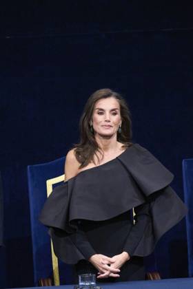 25-10-2024 Gala Queen Letizia during the 2024 Princess of Asturias awards ceremony at the Campoamor theater in Oviedo. The Princess of Asturias Awards are presented annually to individuals or organizations from around the world for their achievements in science, arts, literature, humanities, and sports. No Spain Â  Copyright: xPPEx