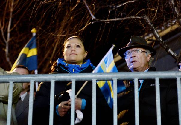 Kronprinsessan Victoria och kung Carl XVI Gustaf pa Skid-VM i Val di Fiemme 2013-02-27 (c) BARDELL ANDREAS Aftonbladet IBL Bildbyra * * * EXPRESSEN OUT * * * AFTONBLADET 2916 kungahus Sverige x2512x Copyright: xAndreasxBardell Aftonbladet TTx