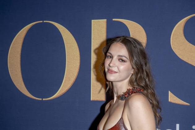 October 29, 2024, New York, United States: Ella Hunt attends the 2024 WWD Honors at Cipriani South Street. New York United States - ZUMAs197 20241029_aaa_s197_119 Copyright: xRonxAdarx
