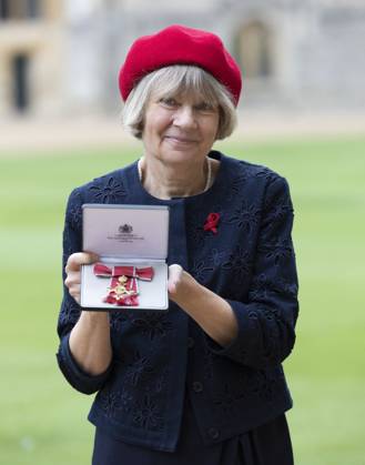 Investiture at Windsor Castle Image Licensed to i-Images Picture Agency. 06 11 2024. Windsor , United Kingdom. Dr. Rachel Baggaley with her OBE after an Investiture at Windsor Castle, United Kingdom., Credit:Stephen Lock i-Images Avalon United Kingdom, London, Windsor  Copyright: xStephenxLockx xi-Imagesx xAvalonx 0931110997