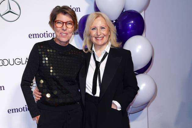 Bettina Boettinger und Maren Kroymann bei der Verleihung vom Emotion Award am 6.11.2024 in Hamburg Emotion Award 2024 in Hamburg
