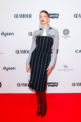 Award - Glamour Women of the Year Award 2024 Nina Chuba (Nina Kaiser) beim Glamour Women of the Year Award 2024 im Fotografiska am 12.11.2024 in Berlin. Copyright: xEventpressxKochanx