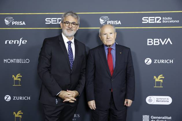 Photocall prior to the gala of the Ondas Awards 2024 The former president of the Generalitat, José Montilla d , during the photocall prior to the gala of the Ondas Awards at the Liceu, on November 14, 2024, in Barcelona, Catalonia Spain The Ondas Awards, created in 1945, are awarded annually by the Promotora de Informaciones S A Grupo PRISA through Radio Barcelona de la Cadena SER, with the aim of rewarding the quality and popularity of productions, as well as professional careers in radio, television, music and radio advertising 14 NOVEMBER 2024 ONDAS AWARDS PHOTOCALL POSED FAMOSOSOS PREMIOS RADIO TELEVISIÓN Kike Rincó Barcelona Catalunya Catalunya Barcelona Catalunya Espana Copyright: xKikexRinconx 6341413