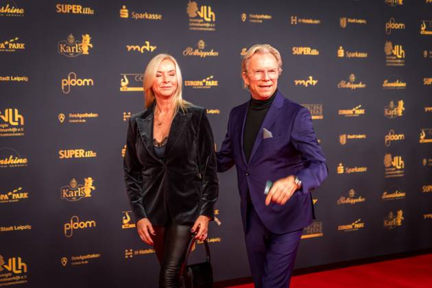 30. Verleihung der Goldenen Henne in Leipzig. Der MDR (Mitteldeutsche Rundfunk) produziert in Zusammenarbeit mit Super Illu den größten Publikumspreis in Ostddeutschland. Hier der TV Moderator Wolfgang Lippert Goldene Henne 2024