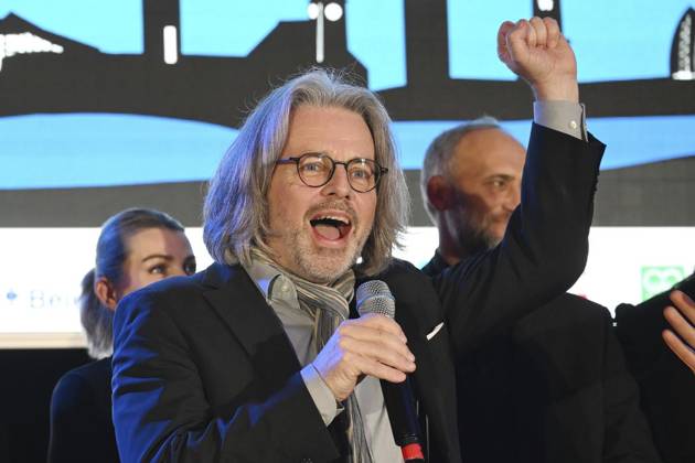 RECORD DATE NOT STATED Verleihung des 2. Wirtschaftspreises der Stadt Mülheim an der Ruhr ** NUR FÜR REDAKTIONELLE ZWECKE ** EDITORIAL USE ONLY **<p>Freude bei Gerd Kleemeyer (Gera Chemie) über den Wirtschaftspreis am Freitag, 15.11.2024. D NRW Duisburg Copyright: OliverxMueller