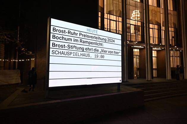 Brost-Ruhr Preis 2024 Verleihung im Bochumer Schauspielhaus ** NUR FÜR REDAKTIONELLE ZWECKE ** EDITORIAL USE ONLY **<p>Brost-Ruhr Preis 2024 , Verleihung am 18.11.2024 im Bochumer Schauspielhaus Deutschland NRW Bochum Copyright: AndreasxBuck