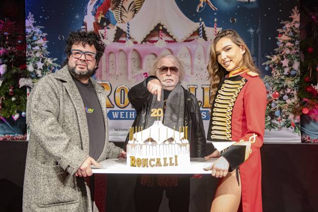 Bilder des Jahres 2024, Entertainment 11 November Entertainment Themen der Woche KW47 Entertainment Bilder des Tages Oliver Polak, Bernhard Paul und Lili Paul-Roncalli bei der Pressekonferenz zum 20. Roncalli Weihnachtscircus 2024 im Tempodrom. Berlin, 21.11.2024