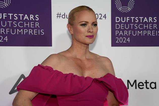 Deutscher Parfumpreis Duftstars am 21.11.2024 in der Rheinterrasse in Düsseldorf Die Verleihung des Deutschen Parfumpreises Duftstars findet am 21.11.2024 in der Rheinterrasse in Düsseldorf statt. Franziska Knuppe ( Model )