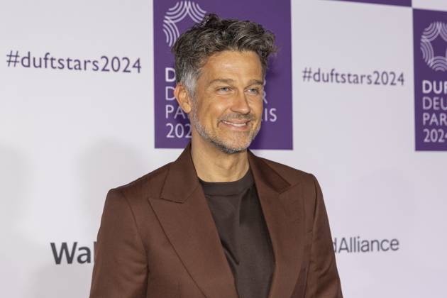 Wayne Carpendale bei den DUFTSTARS 2024 - Deutscher Parfumpreis Verleihung des deutschen Parfumpreises DUFTSTARS durch die Fragrance Foundation am 21.11.2023, Rheinterrassen, Duesseldorf.