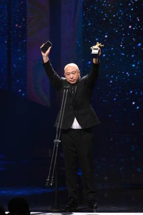 61st Taiwan Film Golden Horse Awards TAIPEI, CHINA - NOVEMBER 24, 2024 - Actors receive trophies at the 61st Taiwan Film Golden Horse Awards in Taipei, Taiwan province, China, Nov 24, 2024. Taipei Taiwan China  Copyright: xCFOTOx i1732415723610