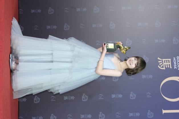 61st Taiwan Film Golden Horse Awards TAIPEI, CHINA - NOVEMBER 24, 2024 - Actors receive trophies at the 61st Taiwan Film Golden Horse Awards in Taipei, Taiwan province, China, Nov 24, 2024. Taipei Taiwan China  Copyright: xCFOTOx i1732415591879