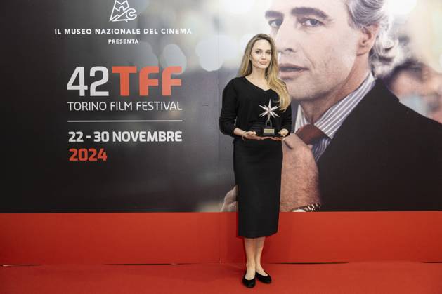 Bilder des Jahres 2024, Entertainment 11 November 42nd TFF - Angelina Jolie Receives Stella della Mole Award Angelina Jolie receives Stelle della Mole Awards during the 42nd Torino Film Festival 2024 on November 24, 2024 in Turin, Italy. Photo by Marco Piovanotto ABACAPRESS.COM Turin Italy  Copyright: xPiovanottoxMarco ABACAx