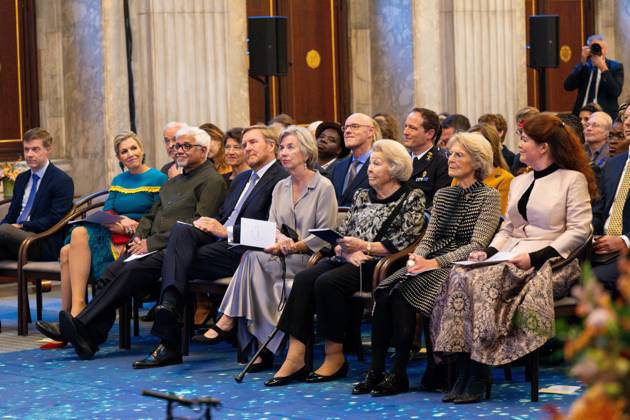 Amsterdam, The Netherlands, 2024-11-26 15:59:49 AMSTERDAM, 26-11-2024, Royal Palace AmsterdamKing Willem Alexander presents the Erasmus Prize to Indian writer Amitav Ghosh (Kolkata, 1956) at the Royal Palace Amsterdam. The King is a patron of the Praemium Erasmianum foundation. PHOTO: NLBeeld Patrick van Emst Credit: NL Beeld Patrick van Emst  Copyright: xx x