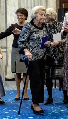 26-11-2024 Amsterdam Princess Beatrix attend the award ceremony of the Erasmus Prize of 150.000 euro to Indian writer Amitav Ghosh (Kolkata, 1956) at the Royal palace in Amsterdam. Â  Copyright: xPPEx