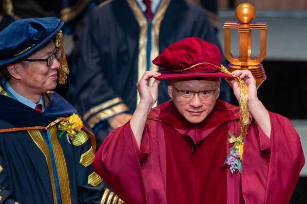 Bilder des Jahres 2024, News 11 November RECORD DATE NOT STATED 265858.jpg Nvidia founder and CEO Jen-Hsun Huang receives an honorary doctorate from Hong Kong University of Science and Technology at a congregation ceremony in Hong Kong, China ,Saturday, 23 November 2024 HONG KONG EDITORIAL USE ONLY  Copyright: xx 265858 AlanxSiuxMuixLunx eyepress124953