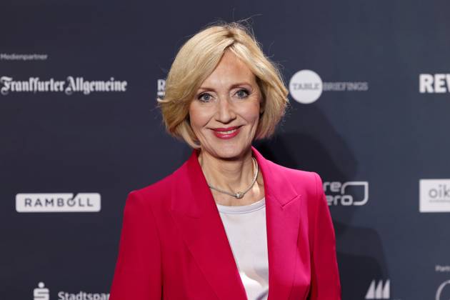 Fernsehmoderatorin Petra Gerster bei der Verleihung des Deutschen Nachhaltigkeitspreis im Maritim Hotel Düsseldorf. Düsseldorf, 29.11.2024 NRW Deutschland Copyright: xChristophxHardtx