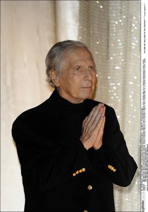 59th Berlinale. Berlin International Film Festival. French Composer Maurice Jarre awarded in Berlin with a Golden Bear as a Lifetime achievement career trophy. 59th Berlinale. Berlin International Film Festival. French Composer Maurice Jarre awarded in Berlin with a Golden Bear as a Lifetime achievement career trophy.