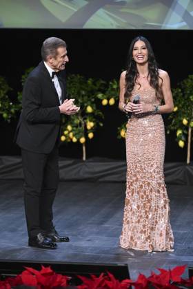 Monte Carlo: Montecarlo, 21st Montecarlo Film Festival - Award Ceremony In the photo: Elisabetta Gregoracci, Ezio Greggio Monte Carlo  - ZUMAp169 20241201_zea_p169_091 Copyright: xManuelexMangiarottix