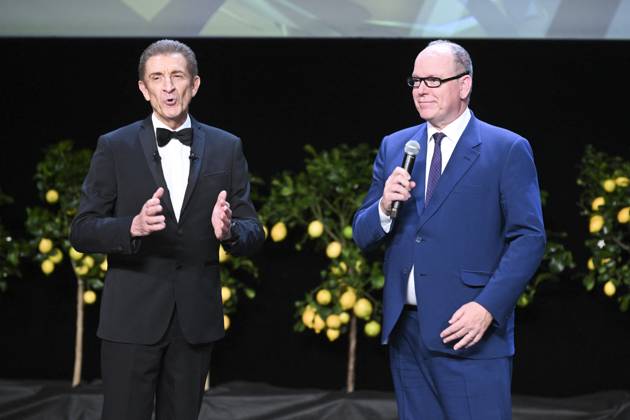 Montecarlo, 21st Montecarlo Film Festival -Award Ceremony Montecarlo, 21st Montecarlo Film Festival - Award Ceremony In the photo: Albert II of Monaco, Ezio Greggio Monte Carlo  Copyright: xIPA ABACAx
