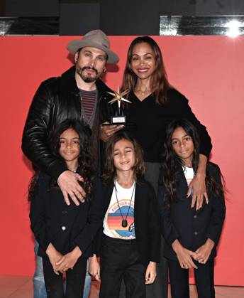 Turin, Italy Zoe Saldana receives the Stella della Mole Award at the National Museum of Cinema In the photo:Zoe Saldana Stella della Mole Award, Marco Perego husband and children  Copyright: xNickxZonnax xipa-agency.netx xNickxZonnax IPA_Agency_IPA52044579