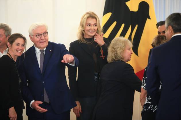Verleihung des Verdienstordens zum Tag des Ehrenamtes Berlin, 4.12..2024 Franziska van Almsick bei der Verleihung des Verdienstordens zum Tag des Ehrenamtes Berlin Germany Copyright: xPictureteamx
