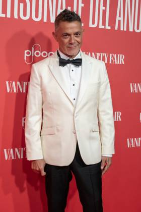 December 4, 2024, Madrid, Madrid, Spain: ALEJANDRO SANZ attends Vanity Fair Person of the Year Award 2024: Ã¢â‚¬oeALEJANDRO SANZÃ¢â‚¬Â at the NEOMUDEJAR MUSEUM on December 04, 2024 in Madrid, Spain. Madrid Spain - ZUMAc312 20241204_zsp_c312_002 Copyright: xOscarxManuelxSanchezx