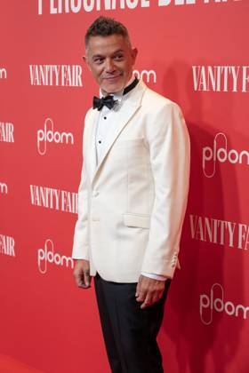 December 4, 2024, Madrid, Madrid, Spain: ALEJANDRO SANZ attends Vanity Fair Person of the Year Award 2024: Ã¢â‚¬oeALEJANDRO SANZÃ¢â‚¬Â at the NEOMUDEJAR MUSEUM on December 04, 2024 in Madrid, Spain. Madrid Spain - ZUMAc312 20241204_zsp_c312_020 Copyright: xOscarxManuelxSanchezx