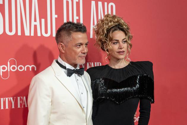 December 4, 2024, Madrid, Madrid, Spain: ALEJANDRO SANZ and CANDELA MARQUEZ attends Vanity Fair Person of the Year Award 2024: Ã¢â‚¬oeALEJANDRO SANZÃ¢â‚¬Â at the NEOMUDEJAR MUSEUM on December 04, 2024 in Madrid, Spain. Madrid Spain - ZUMAc312 20241204_zsp_c312_024 Copyright: xOscarxManuelxSanchezx