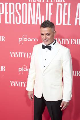 Alejandro Sanz Vanity Fair Person of the Year Award 2024 Alejandro Sanz attends Vanity Fair Person of the Year Award 2024 at La Neomudejar Museum on December 4, 2024 in Madrid, Spain Photo by IMAGO MPG Madrid La Neomudejar Museum Madrid Spain  Copyright: xMPGx